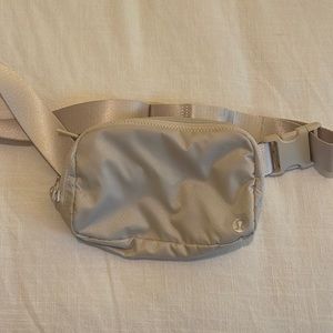 Lululemon everywhere belt bag - White Opal Regular strap